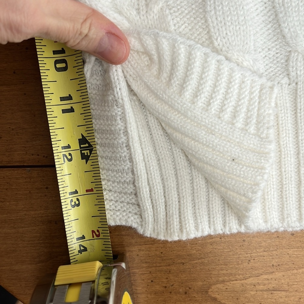 Sweater - Picture 6 of 10